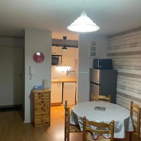 5 Personnes Centre De Luchon 아파트 Bagnères-de-Luchon
